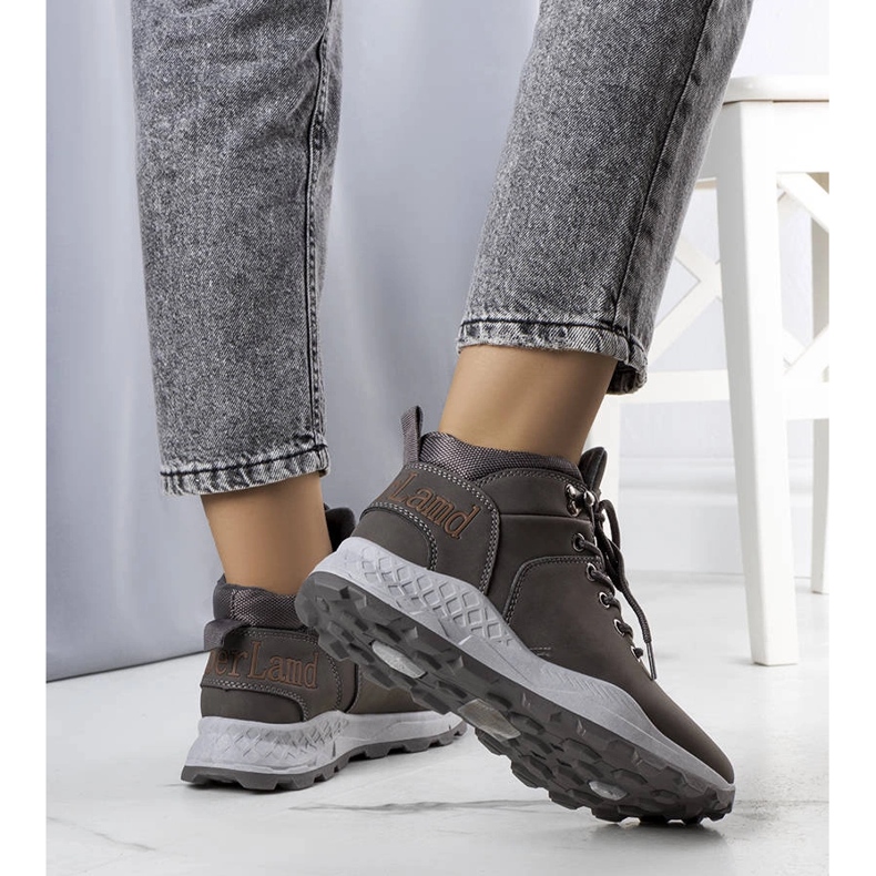 Grå isolerade stövlar för dam från Adleri 1