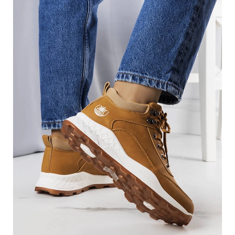 Bruna isolerade stövlar för kvinnor från Durani 1