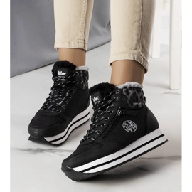 Svarta isolerade stövlar LCJ-22-31-1448L Lee Cooper 1