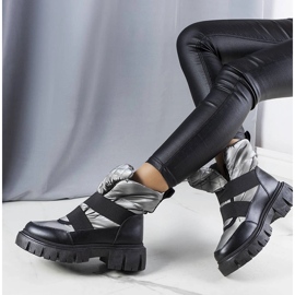 Grå isolerade slip-on snöstövlar från Francisco svart 1