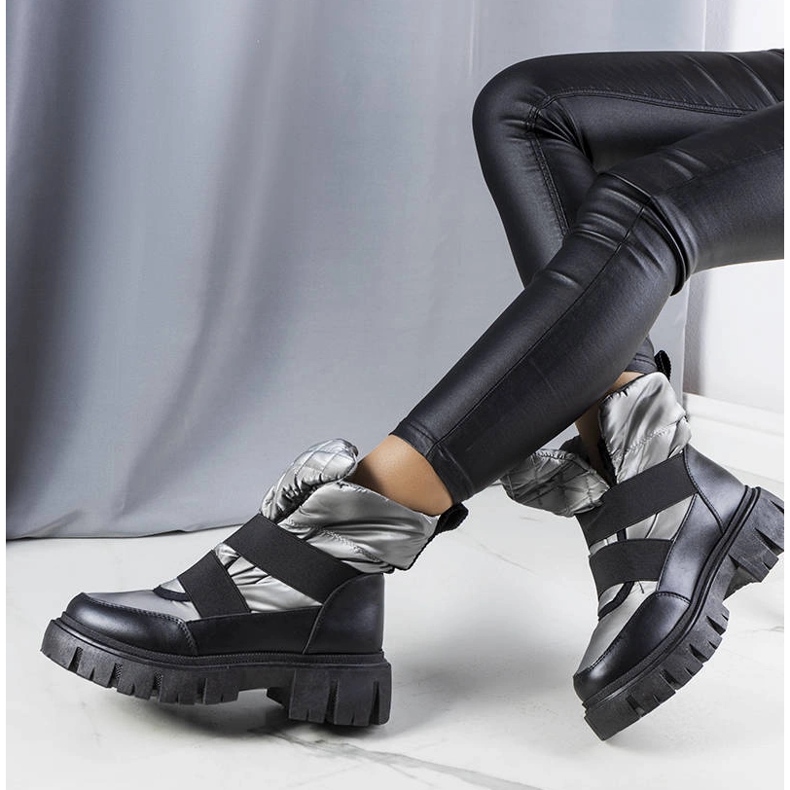 Grå isolerade slip-on snöstövlar från Francisco svart 1