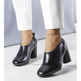 PA1 Svarta ankelboots från Tadeo 1