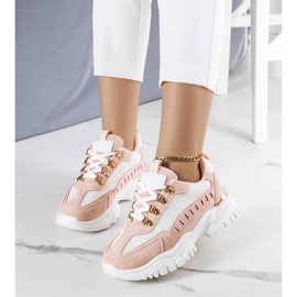 Mindy vita och rosa sneakers 1