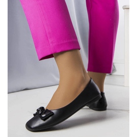 Svarta ballerinor med rosett från Tabitha 1