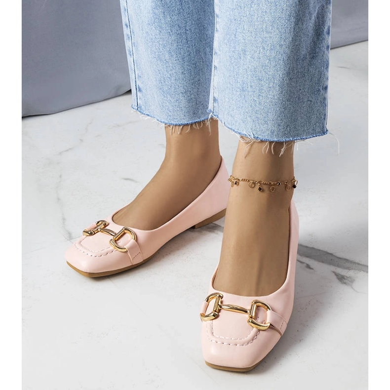 Rosa ballerinor med gulddekor från Iris 1