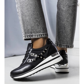 Svarta sneakers med tjock sula från Mely 1