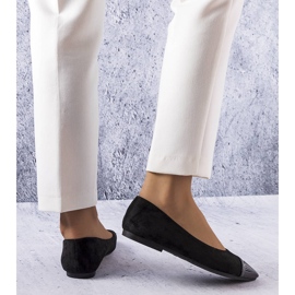 Svarta patentballerinor från Thibault 1