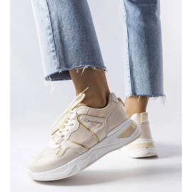 Beiga sneakers i flera tyger från Caya beige 1