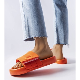 BM Orange flipflops från Aleron 1