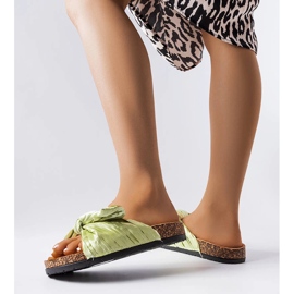 Gröna tofflor med rosett från Duplanty 1