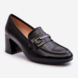 Vinceza Läderpumpar på en högklackad svart Idona 2