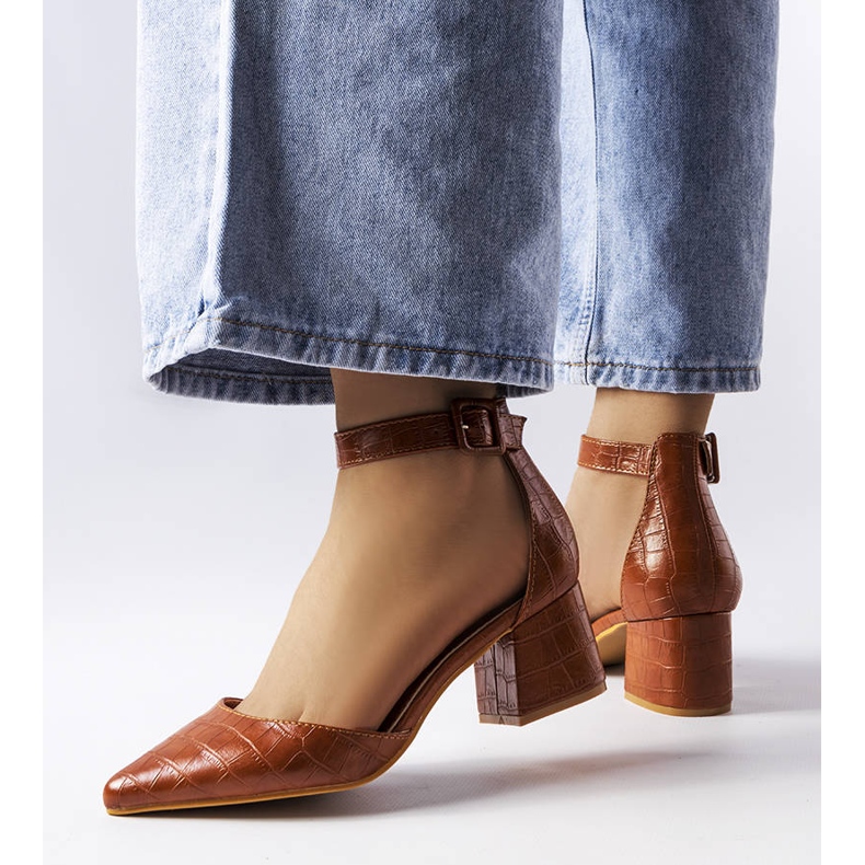 Bruna klackpumps från Laliberté 2