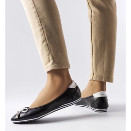 Svarta ballerinor dekorerade med rosett från Maddalena 1