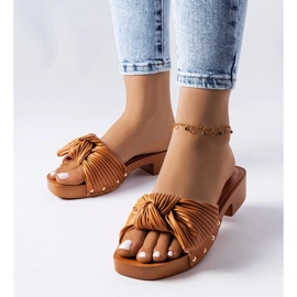 Rochefort bruna reglage med låg klack 1