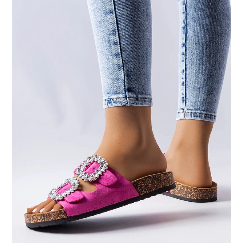 Rosa rutschbanor dekorerade med Racine-rhinestones 1