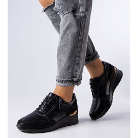 Jazzar svarta genombrutna läderskor 1