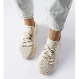 Beige canvas sneakers från Côté 2