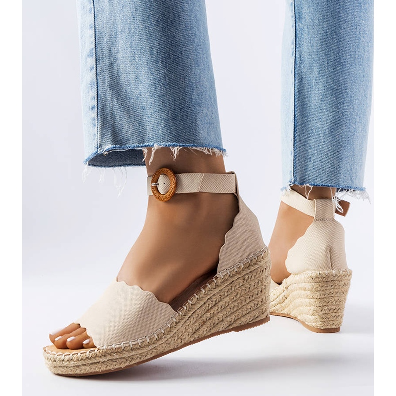 Beige espadrillor från Turcotte 1