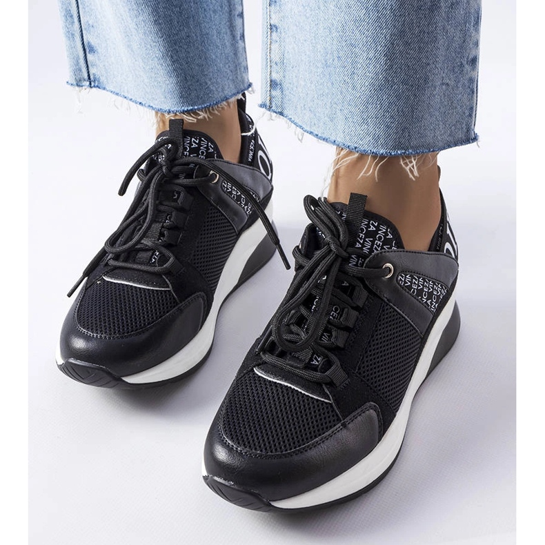 Svarta Vinceza sneakers 1