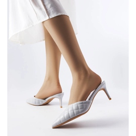 Grå quiltade flipflops från Lambert 1