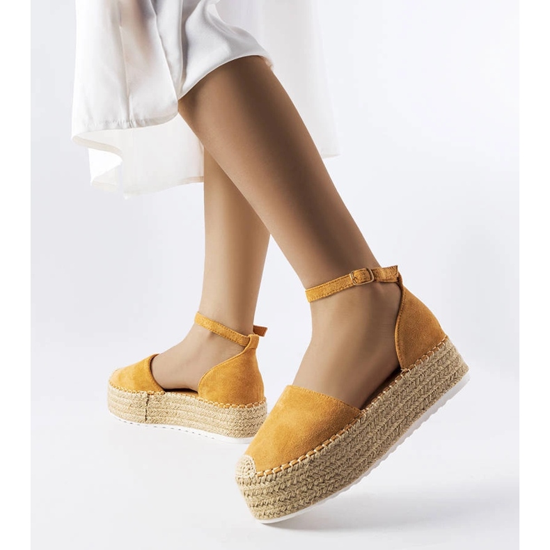 Bruna espadrillor från Clousson 1