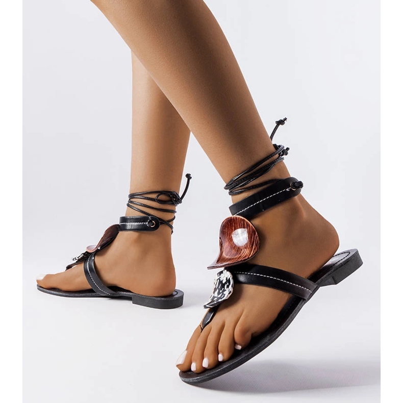 Moines svarta dekorativa sandaler 1