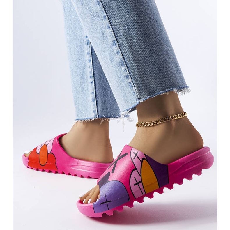 Mörkrosa flip flops med tryck 2