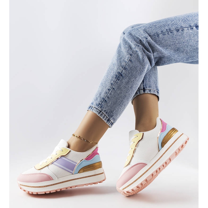 Rosa sneakers med glitterinlägg från Lang 1