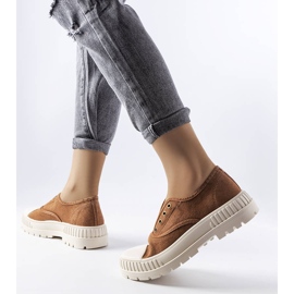 Bruna sneakers från Walton 1