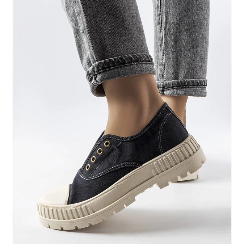 Svarta sneakers från Walton 1