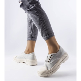 Waltongrå elastiska sneakers 1