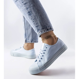 Blå sneakers från Esmeraude 1