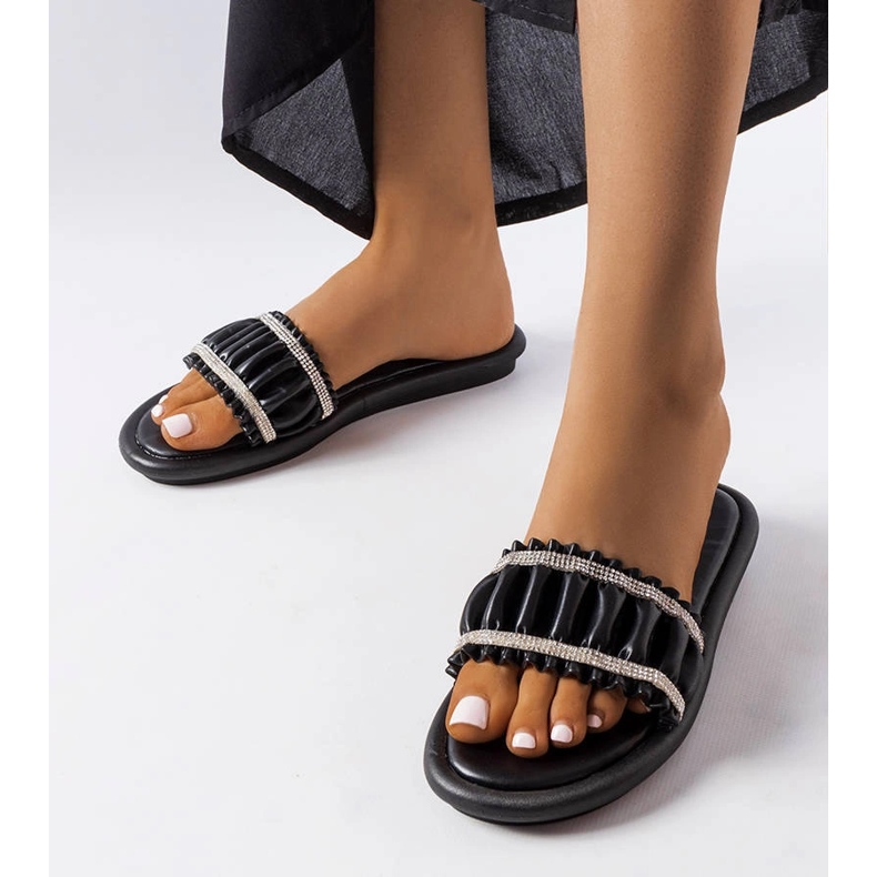 Svarta flip-flops med Anapor strass 1