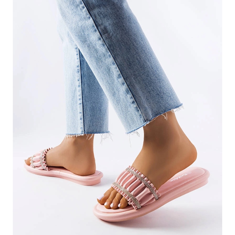 Rosa sandaler med zirkoner från Anapor 2