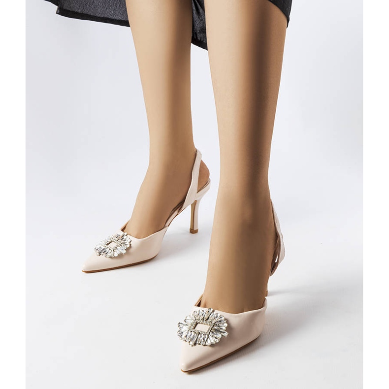 Beige pumps med cubic zirconias från Moïse 1