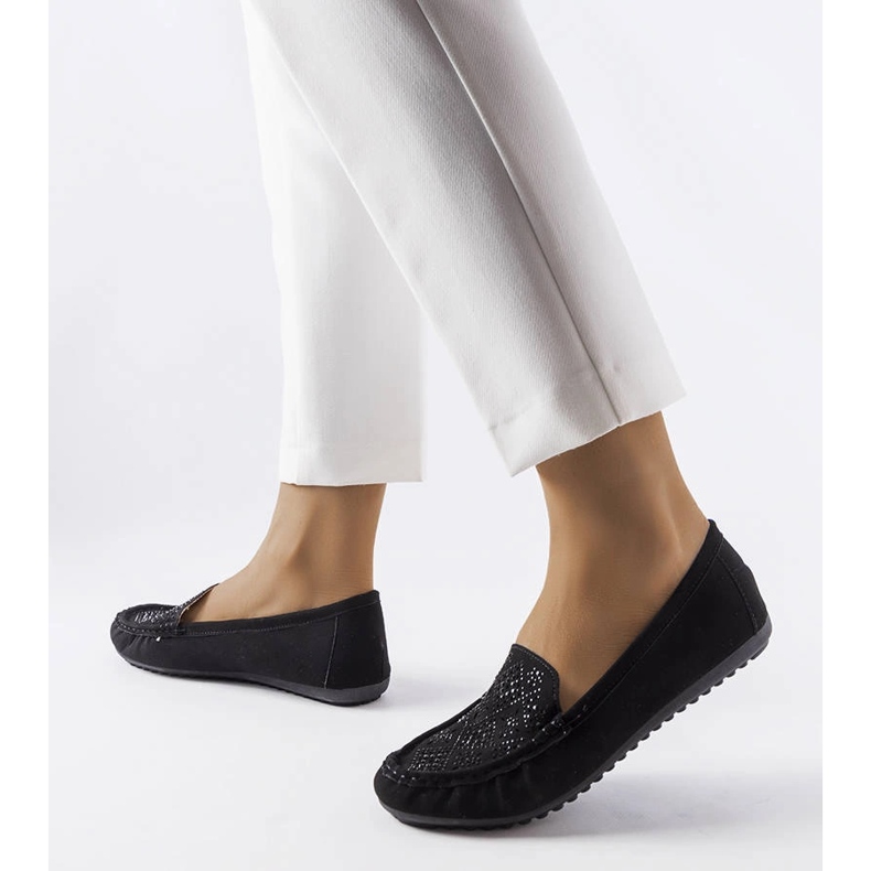 Svarta loafers dekorerade med Gamache strass 1