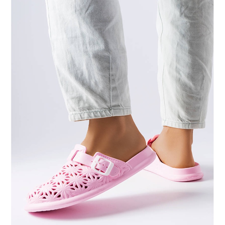 Rosa genombrutna gummirutschbanor från Peverell 1