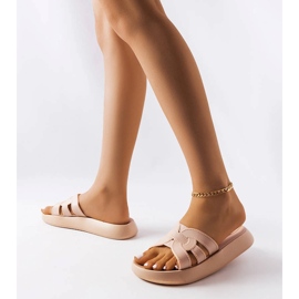 Beiga gummitofflor från Coudert beige 1