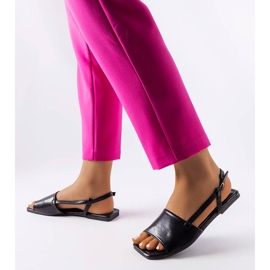 Svarta sandaler med fyrkantig tå från Locust 1