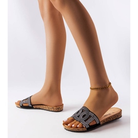 Svarta rutschbanor dekorerade med Lagacé-strålar 2