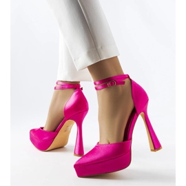 Rosa högklackade pumps från Dallas 1