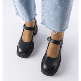 Karino högklackade pumps i svart läder 1