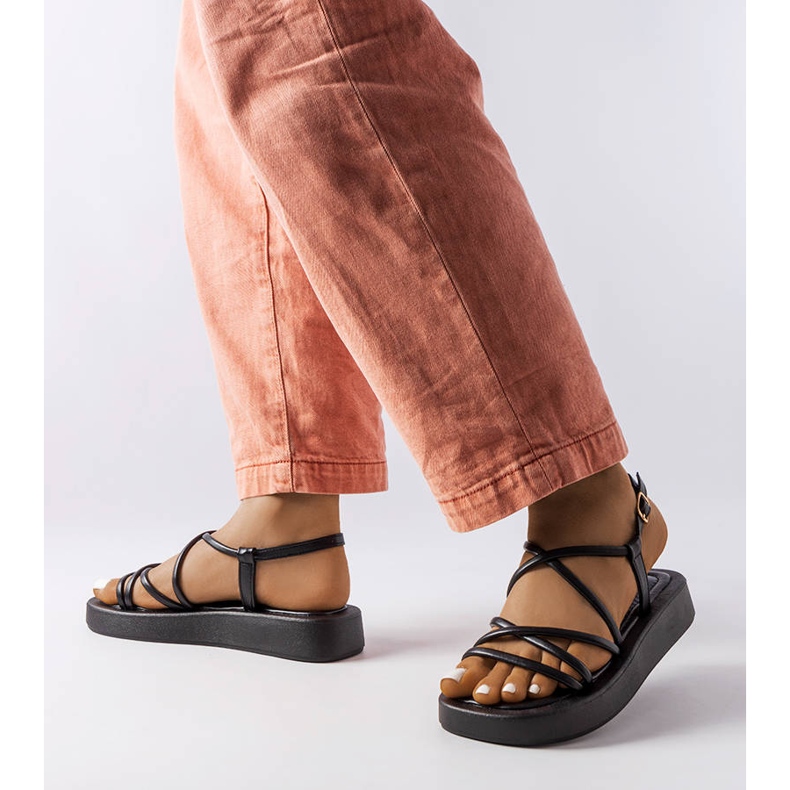 Svarta platåsandaler från Brunelle 1