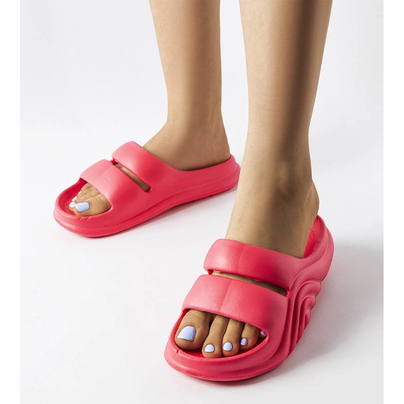 Mörkrosa gummiglas från Geneve 1