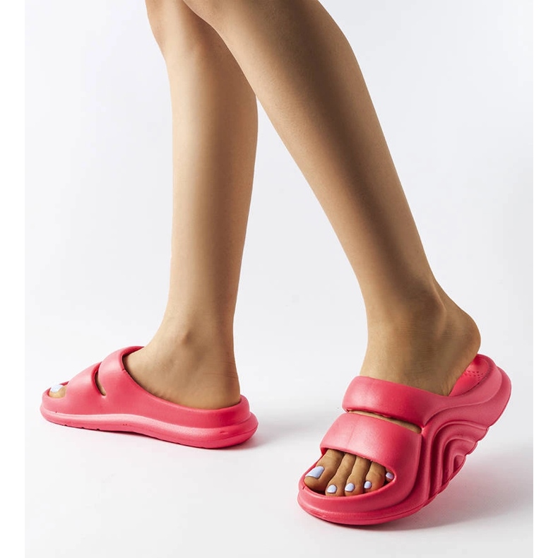 Mörkrosa gummiglas från Geneve 2