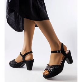 Inna Svarta Beltane blocksandaler 1