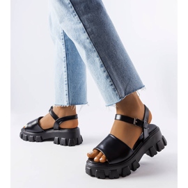 Vinceza Svarta sandaler på en massiv Vincez-sula 1