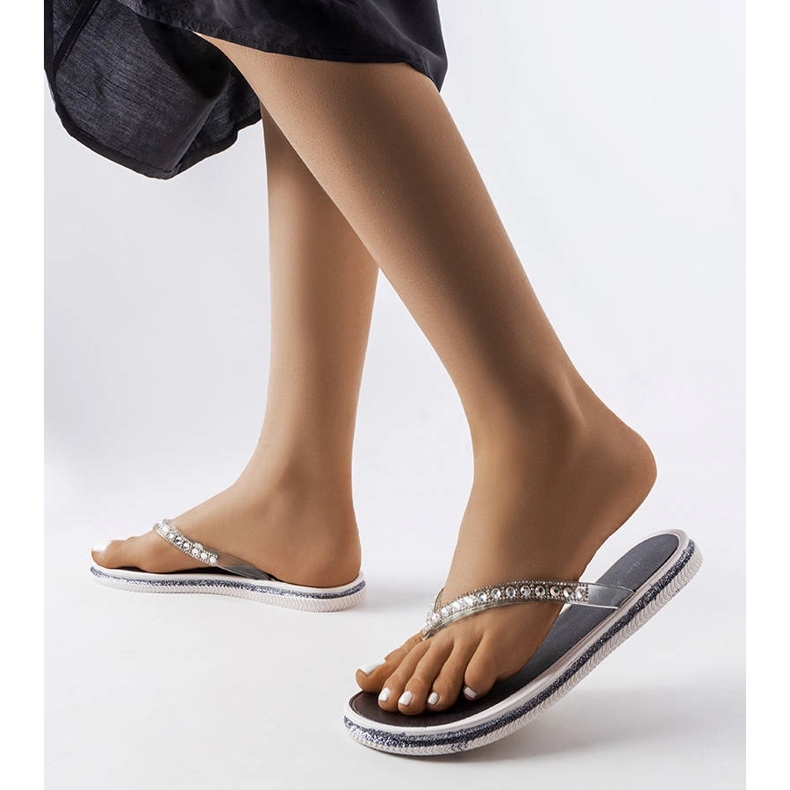 Svarta flip flops med strass från Patrier färglös 1