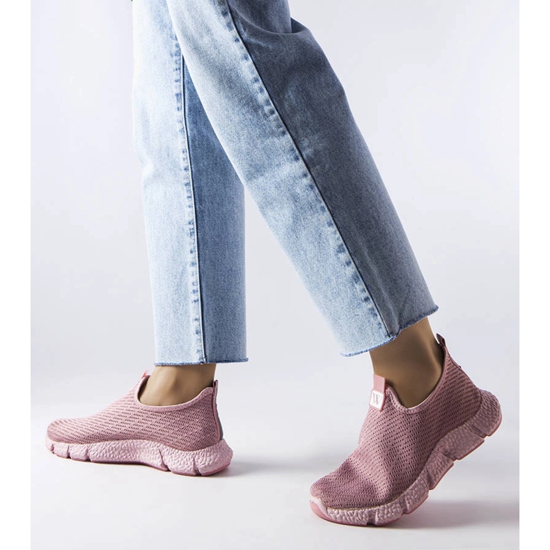 Rosa slip-on sneakers från Yellville 1