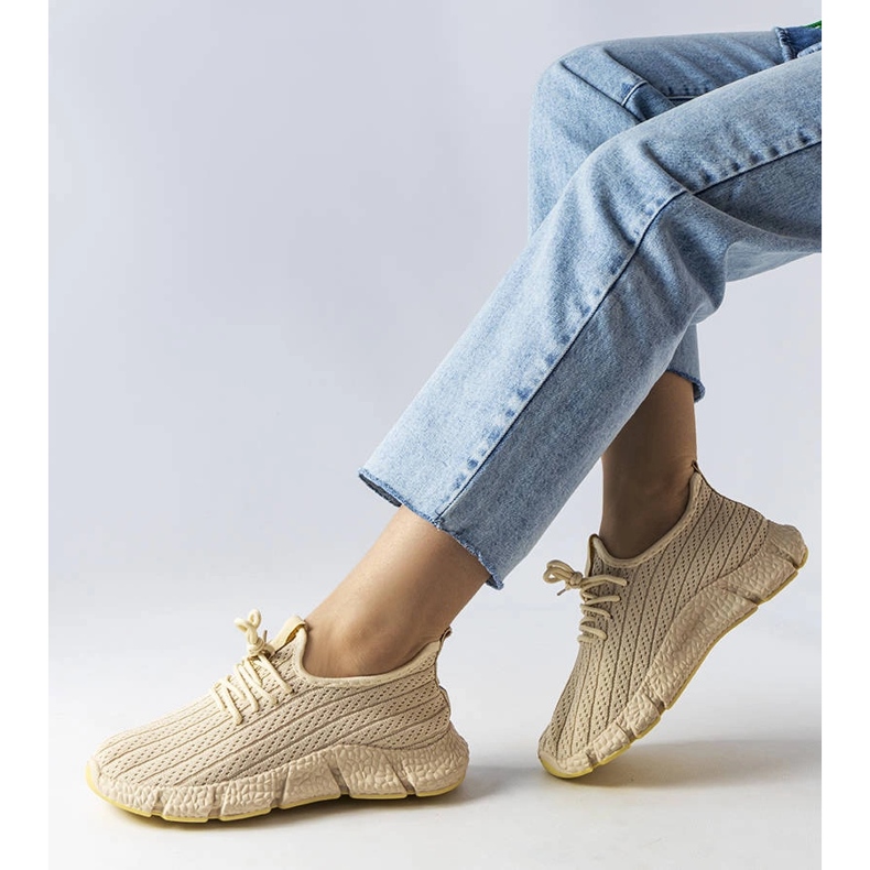 Ljusbeiga sportsneakers från Élodie beige 1